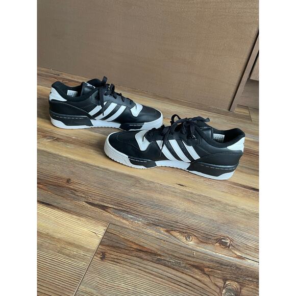 Adidas Rivalry Shoes - Picture 2 of 7